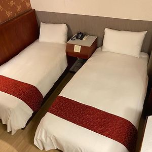 Economy Twin Room No Window